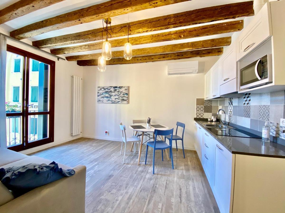 Suite House New Apartments Wi Fi Venice Island Exterior foto
