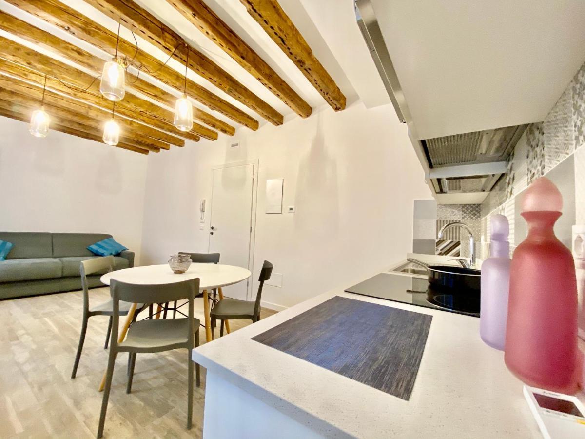 Suite House New Apartments Wi Fi Venice Island Exterior foto